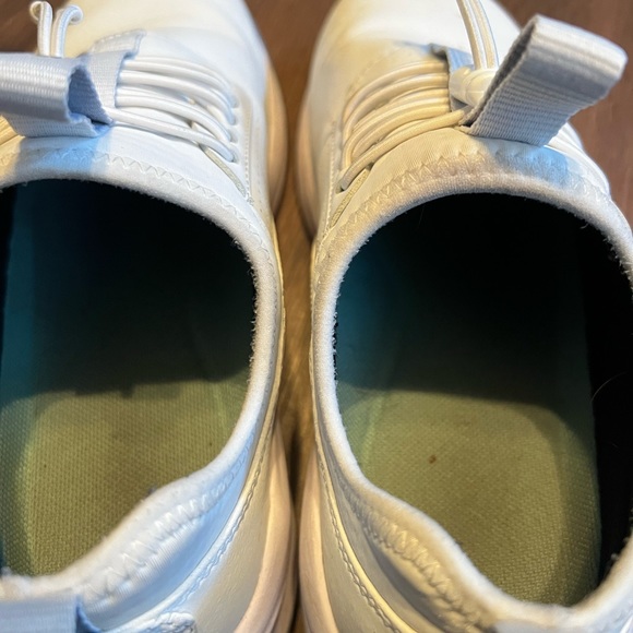 clove nursing shoes - Picture 3 of 4